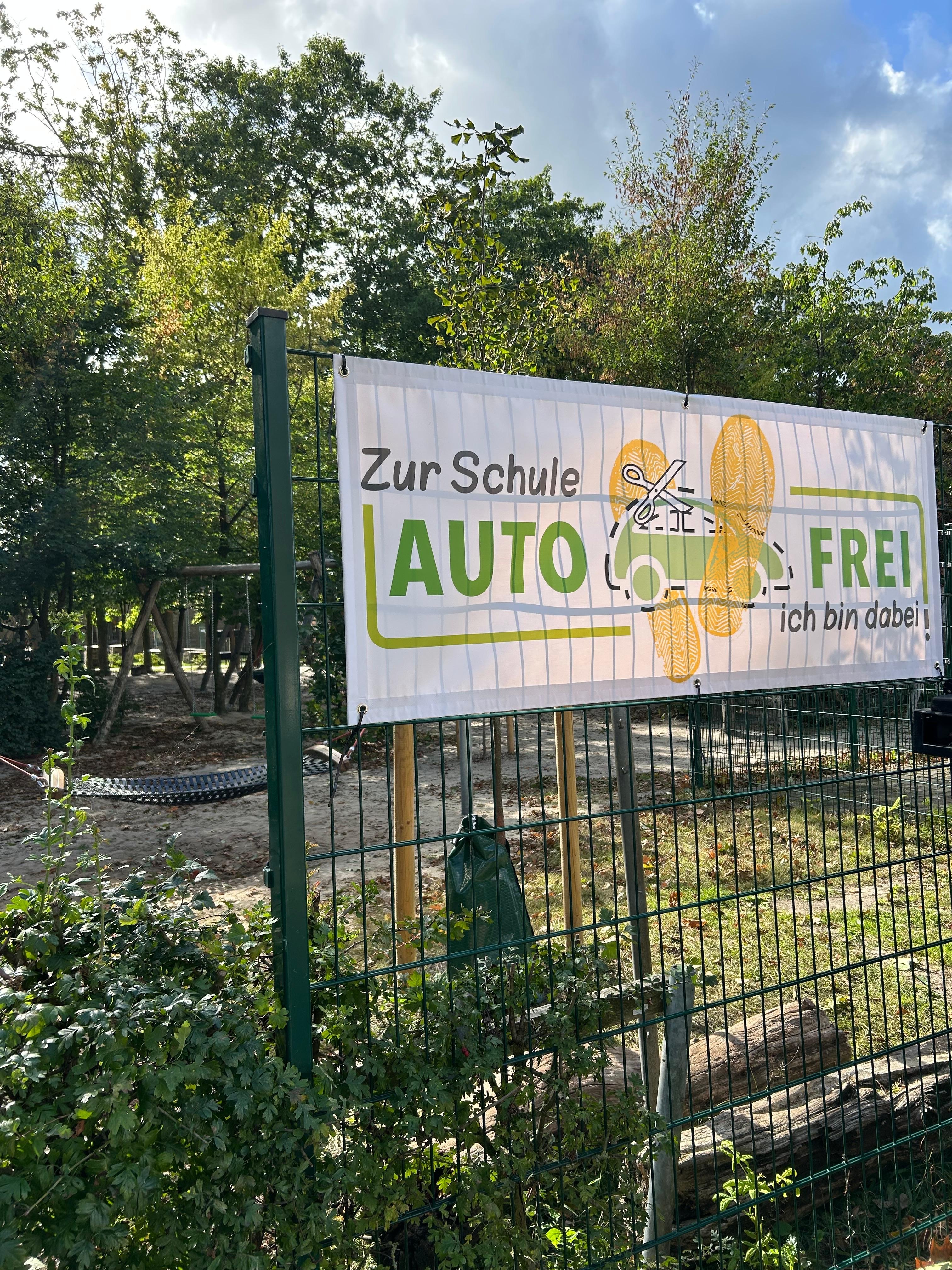 Bei der Teilnahme an dem Projekt „Autofreie Schule“ konnten unsere SchülerInnen 1540kg CO2 sparen!👏🏼