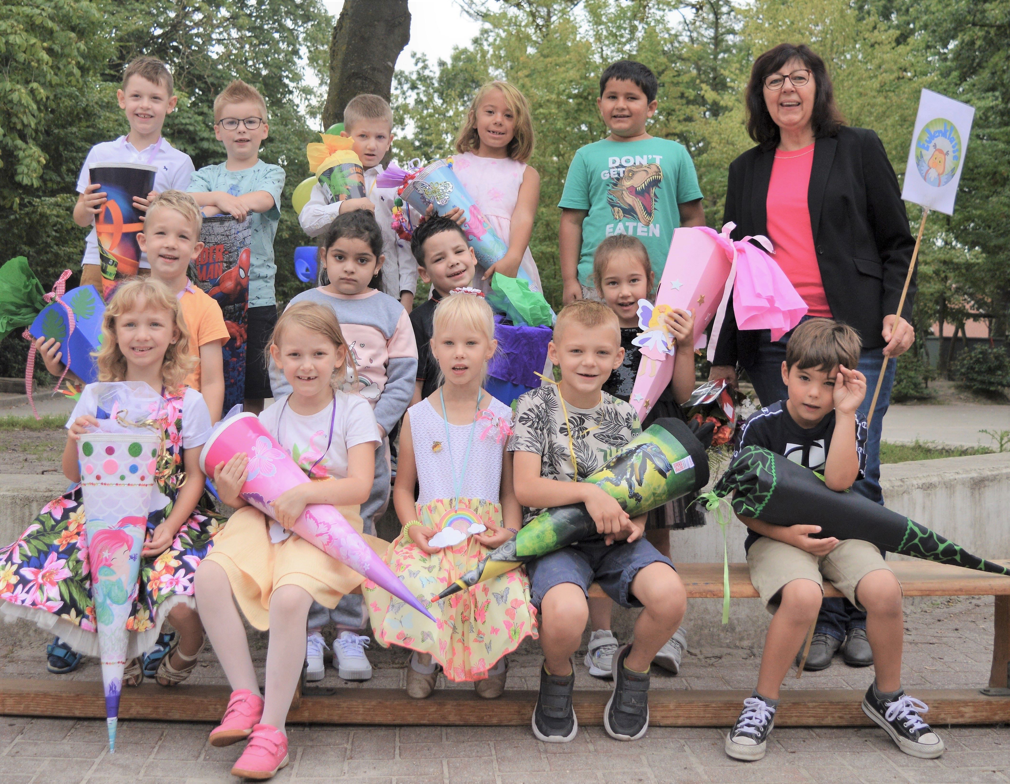 Der Schulkindergarten mit ihrer Klassenlehrerin Frau Haar